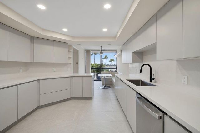 3140 S Ocean Boulevard 101 S, Palm Beach, FL 33480