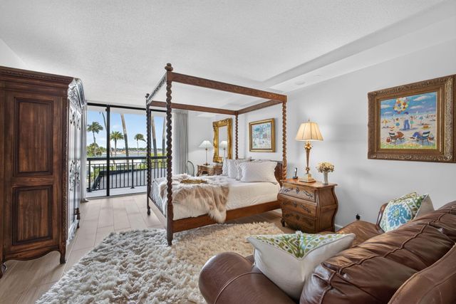 3140 S Ocean Boulevard 101 S, Palm Beach, FL 33480