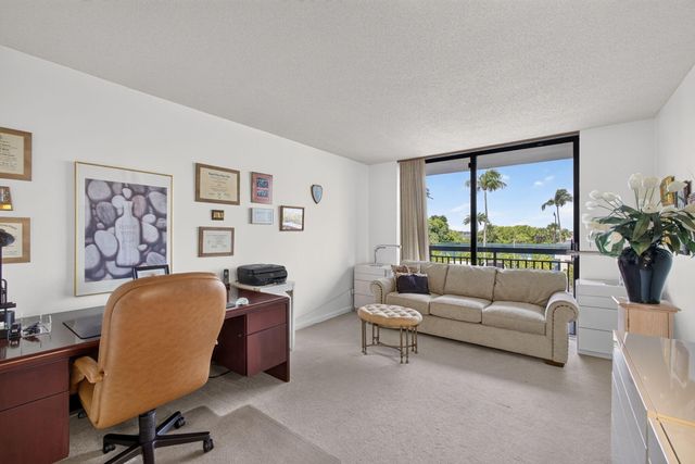 3140 S Ocean Boulevard 101 S, Palm Beach, FL 33480