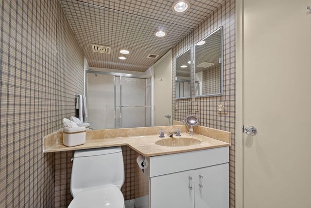 3140 S Ocean Boulevard 101 S, Palm Beach, FL 33480
