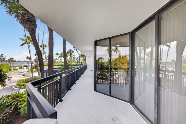 3140 S Ocean Boulevard 101 S, Palm Beach, FL 33480