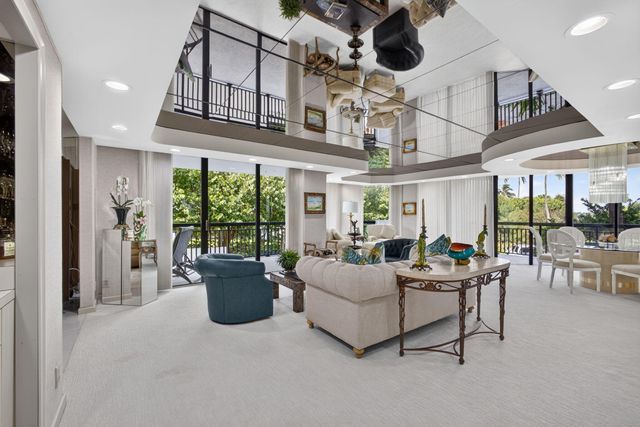 3140 S Ocean Boulevard 101 S, Palm Beach, FL 33480