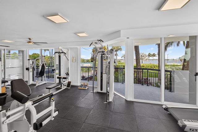 3140 S Ocean Boulevard 101 S, Palm Beach, FL 33480