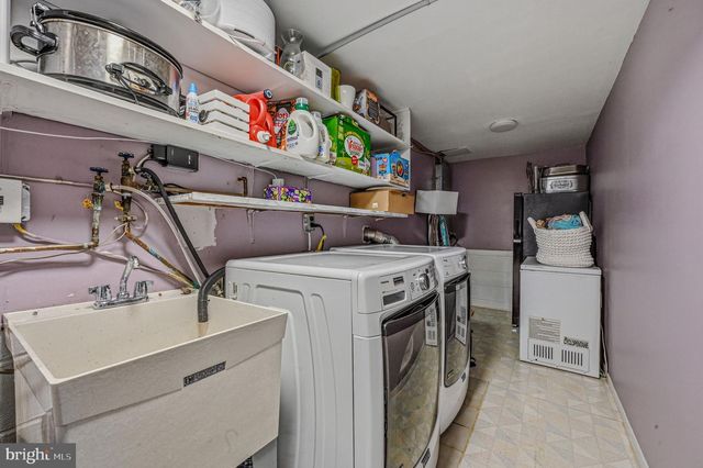 1112 FAUN RD, Wilmington, DE 19803