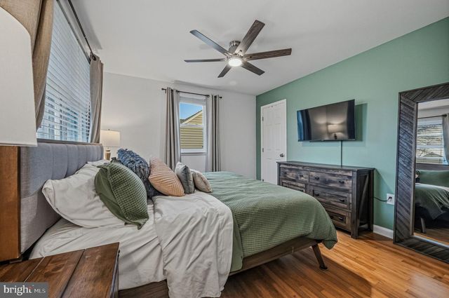 1112 FAUN RD, Wilmington, DE 19803