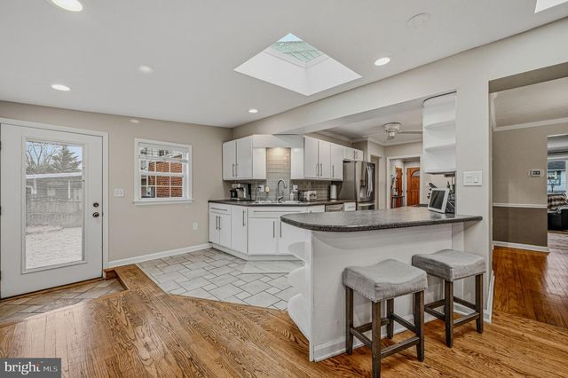 1112 FAUN RD, Wilmington, DE 19803