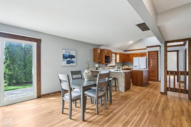 1323 Thistlewood Court, Carmel, IN 46032