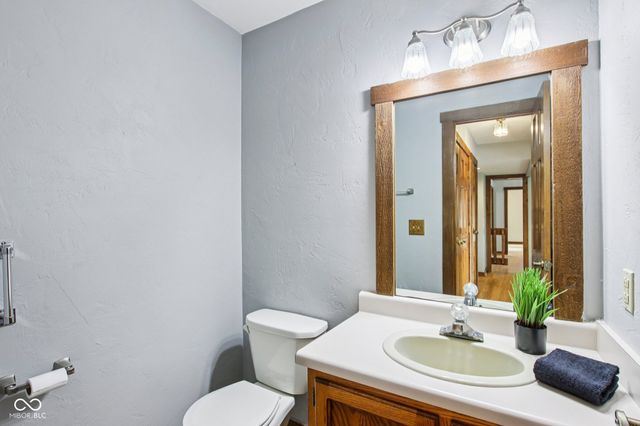 1323 Thistlewood Court, Carmel, IN 46032
