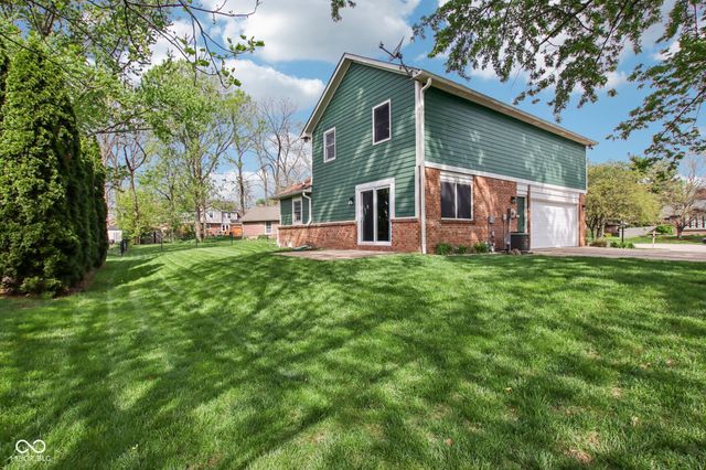 1323 Thistlewood Court, Carmel, IN 46032