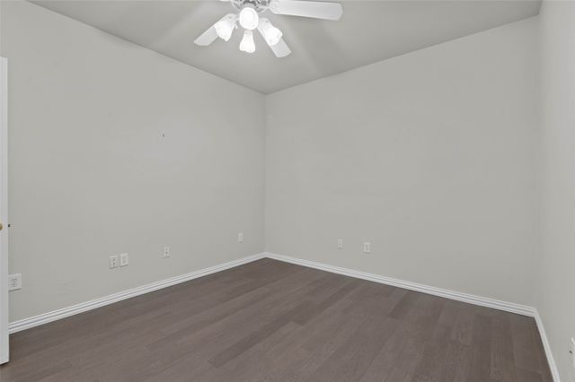 1709 Villa Court, Corinth, TX 76210