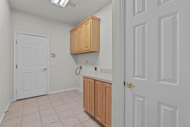 1709 Villa Court, Corinth, TX 76210
