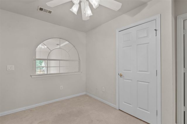 1709 Villa Court, Corinth, TX 76210