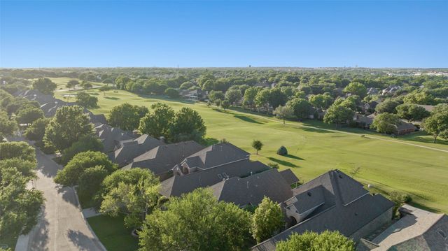 1709 Villa Court, Corinth, TX 76210