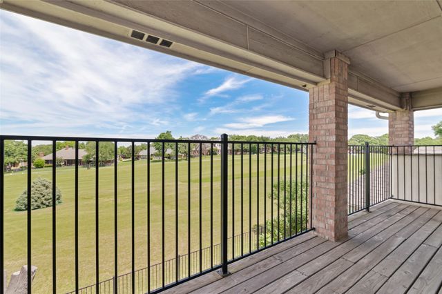 1709 Villa Court, Corinth, TX 76210