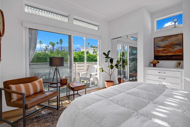 311 Kona Lane, Palm Springs, CA 92264