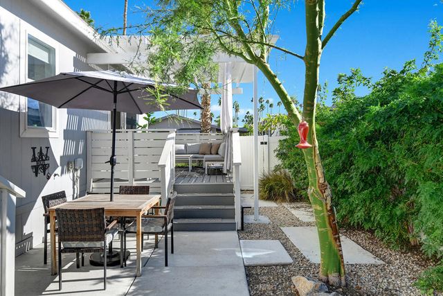 311 Kona Lane, Palm Springs, CA 92264