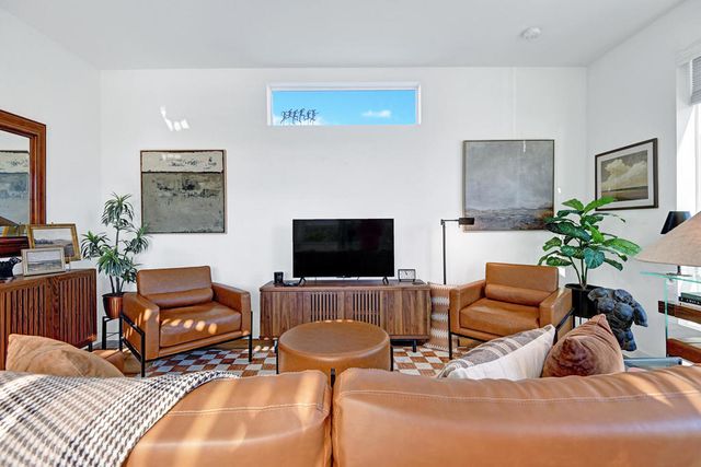 311 Kona Lane, Palm Springs, CA 92264