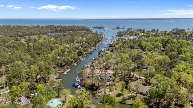 1117 Gilgo Road, Oriental, NC 28571