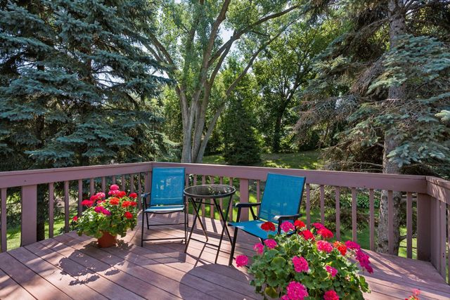 158 Southwind Lane, West Saint Paul, MN 55118