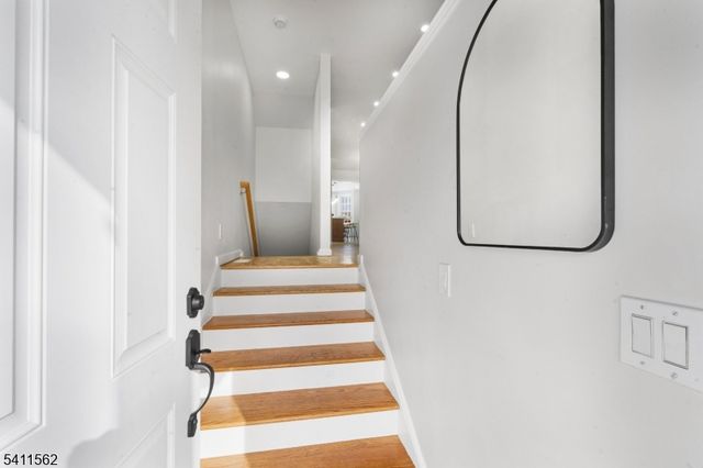 24 Van Pelt Pl C, Little Falls Twp., NJ 07424