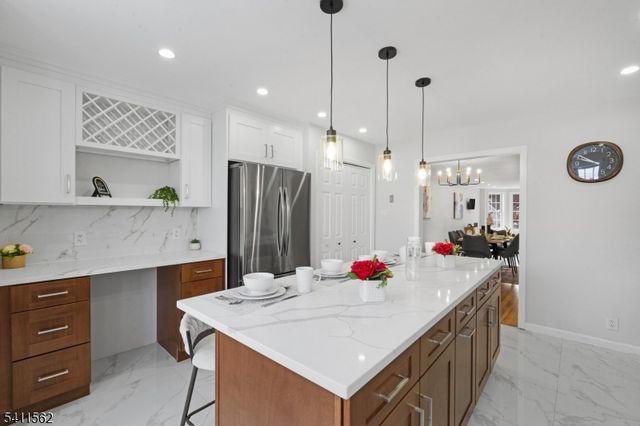 24 Van Pelt Pl C, Little Falls Twp., NJ 07424