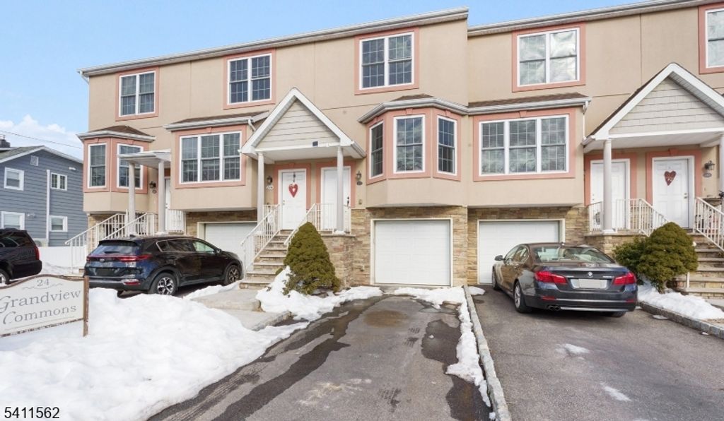 24 Van Pelt Pl C, Little Falls Twp., NJ 07424