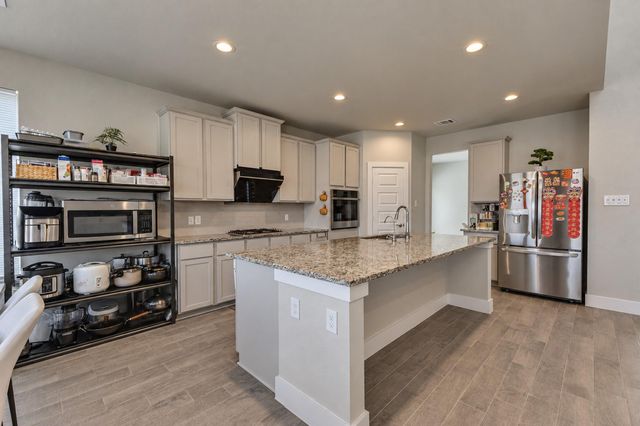 1665 Daylight Lake Drive, Katy, TX 77493