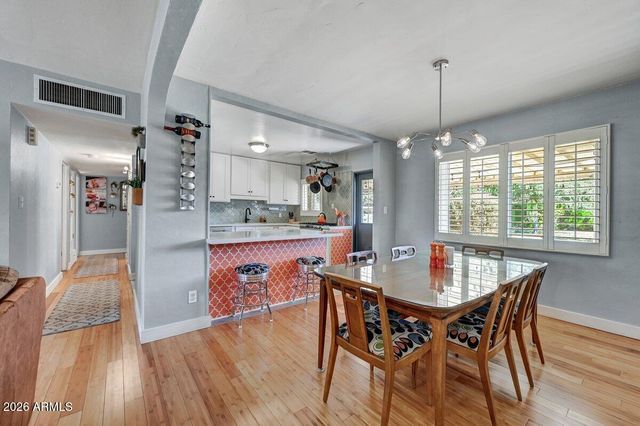 5641 N 8TH Drive, Phoenix, AZ 85013