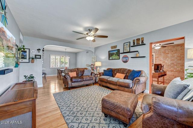 5641 N 8TH Drive, Phoenix, AZ 85013