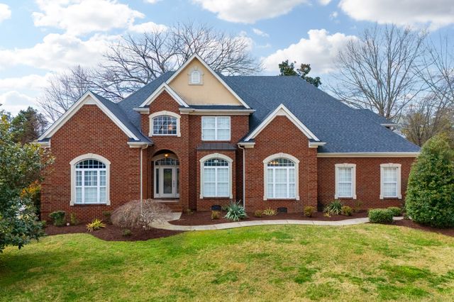 2638 Big Eagle Trl, Murfreesboro, TN 37127