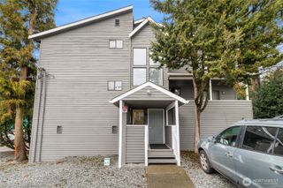 1300 N 107th Street, Seattle, WA 98133