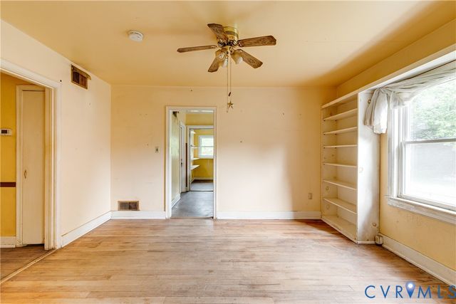 7263 Grace Ln, Mechanicsville, VA 23111