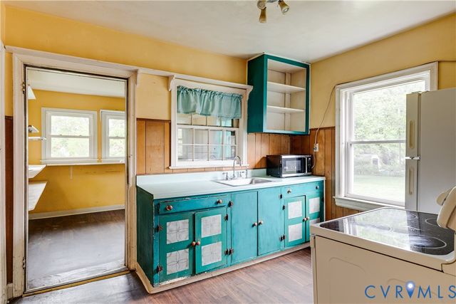 7263 Grace Ln, Mechanicsville, VA 23111
