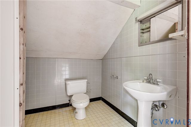 7263 Grace Ln, Mechanicsville, VA 23111