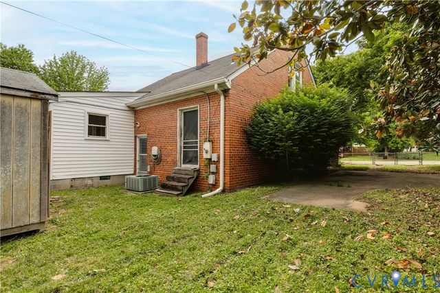 7263 Grace Ln, Mechanicsville, VA 23111
