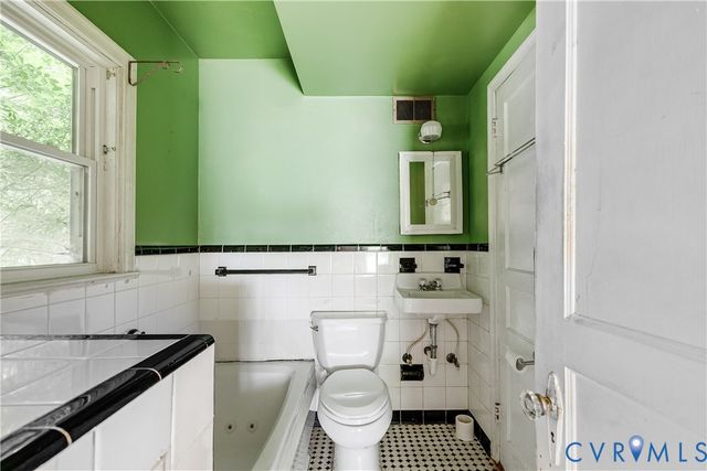 7263 Grace Ln, Mechanicsville, VA 23111