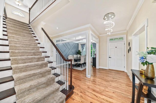 2270 Vincent DRIVE, Brookfield, WI 53045