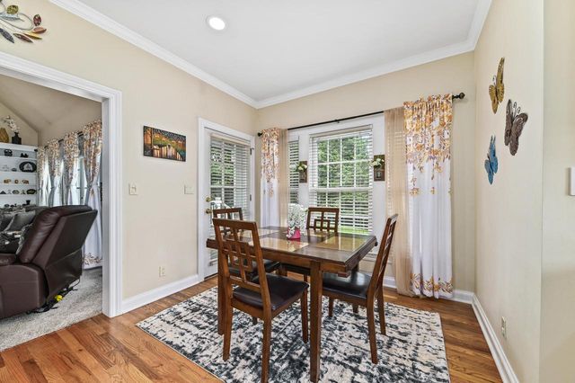 2270 Vincent DRIVE, Brookfield, WI 53045