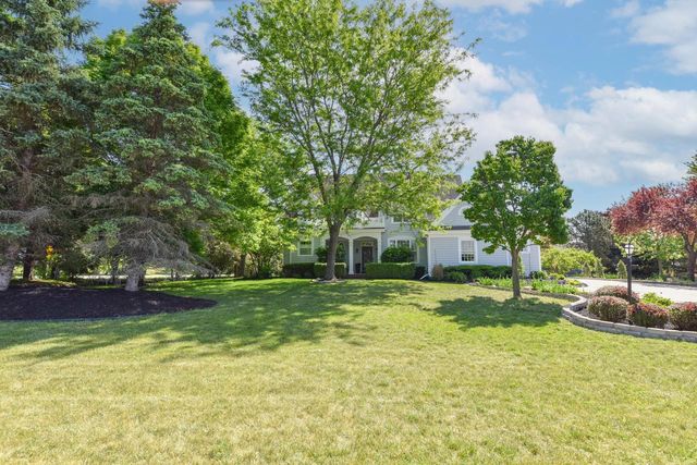 2270 Vincent DRIVE, Brookfield, WI 53045