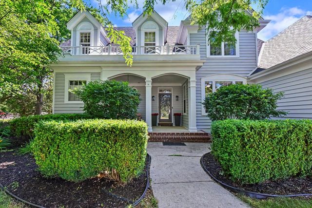 2270 Vincent DRIVE, Brookfield, WI 53045