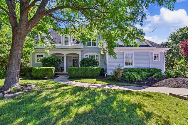 2270 Vincent DRIVE, Brookfield, WI 53045