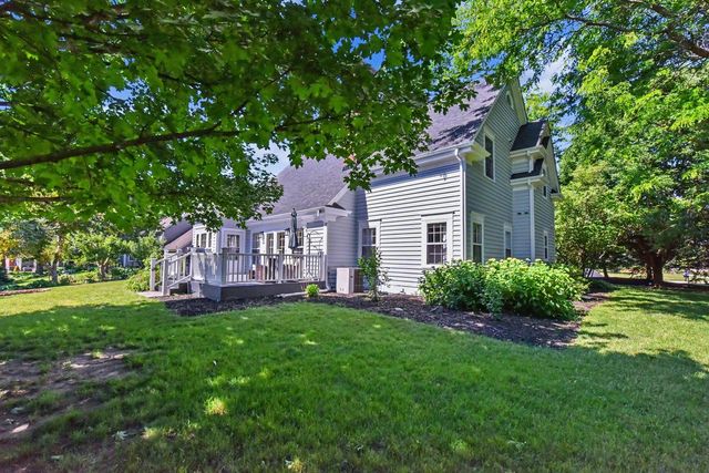 2270 Vincent DRIVE, Brookfield, WI 53045