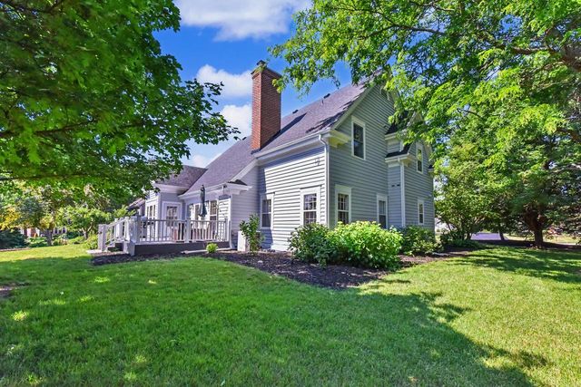 2270 Vincent DRIVE, Brookfield, WI 53045