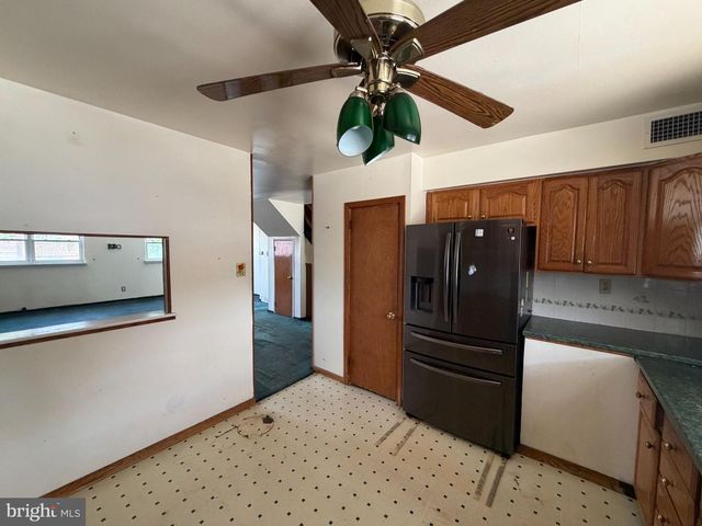 1443 GUILFORD PL, Philadelphia, PA 19122