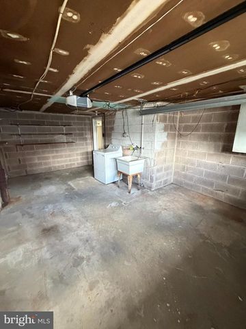1443 GUILFORD PL, Philadelphia, PA 19122