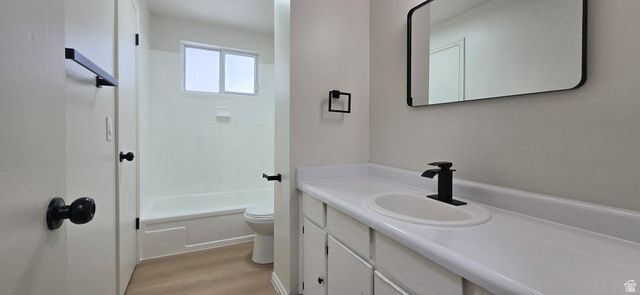 5363 S RIDGECREST DR, Taylorsville, UT 84129