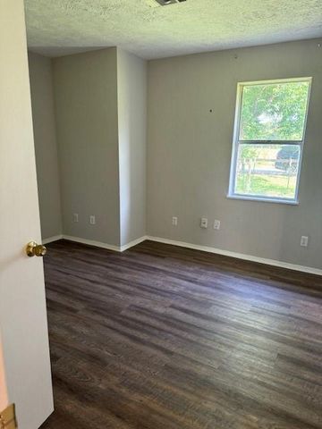 1208 Glendale Street, Dayton, TX 77535