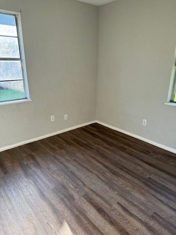 1208 Glendale Street, Dayton, TX 77535