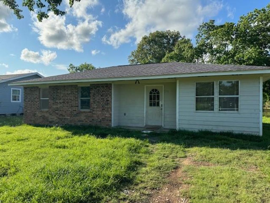 1208 Glendale Street, Dayton, TX 77535