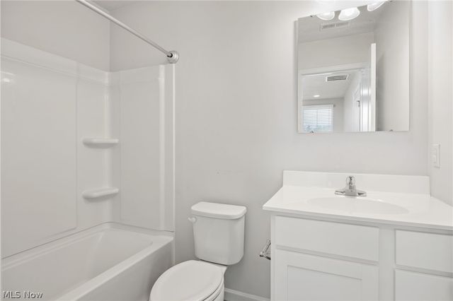 5700 Burlington Drive, Chippewa Lake, OH 44215